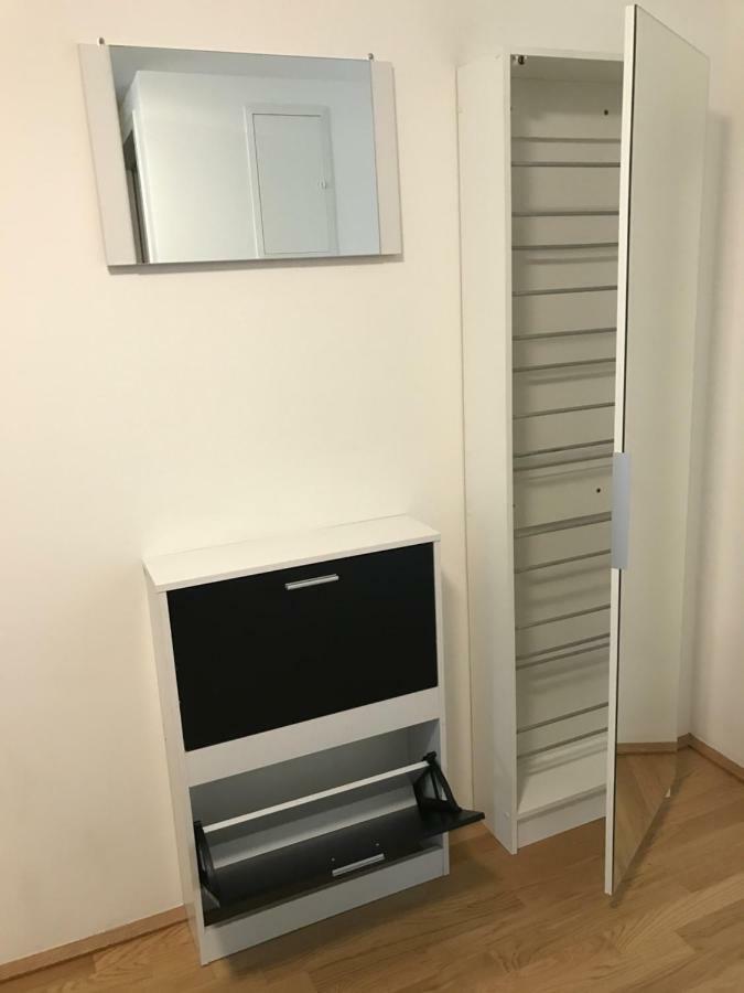 Apartment With Parking On Premise فيينا المظهر الخارجي الصورة
