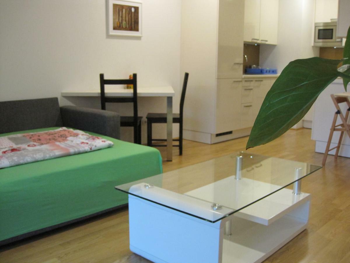 Apartment With Parking On Premise فيينا المظهر الخارجي الصورة