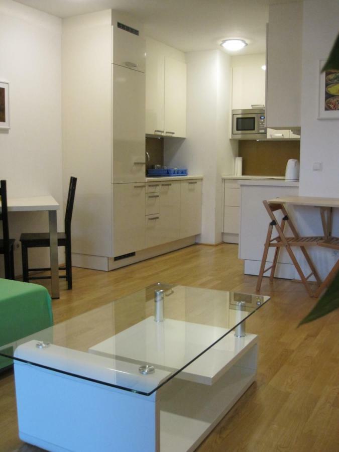 Apartment With Parking On Premise فيينا المظهر الخارجي الصورة